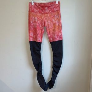 alo yoga leggings